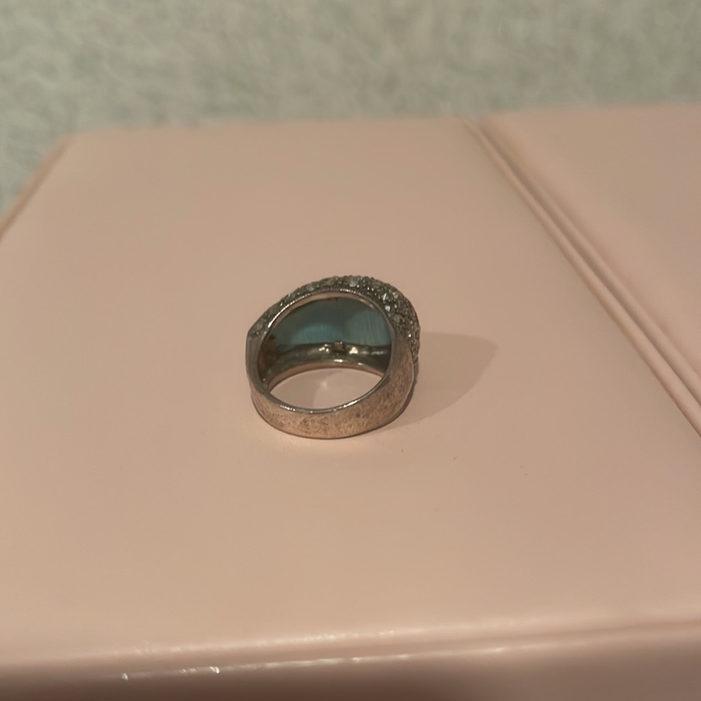 Silver ring - Picture 2 of 3